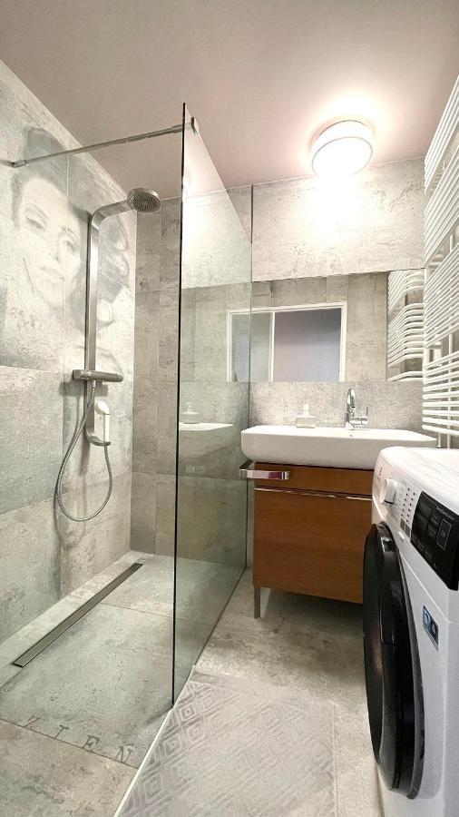Aphome Apartments - Powstancow Slaskich ヴロツワフ エクステリア 写真